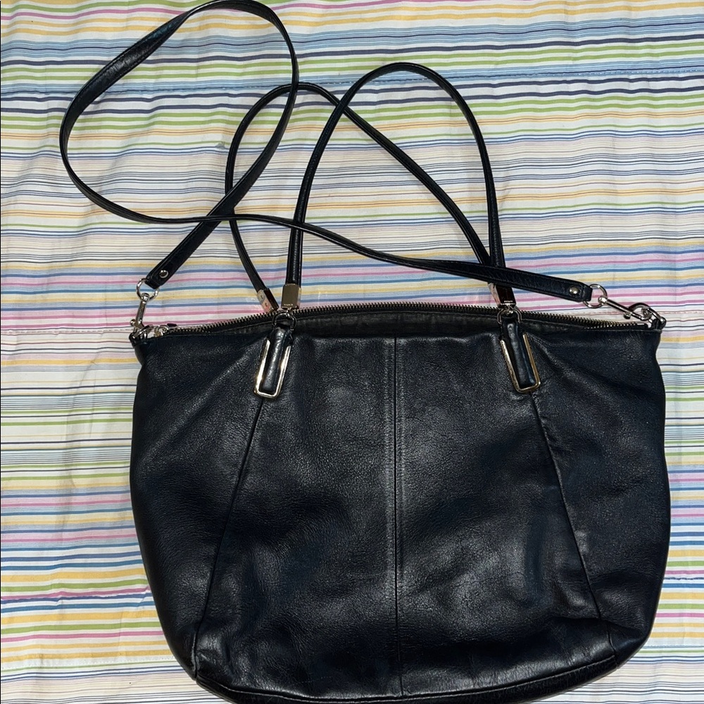 Coach Kelsey Black Tote F34494 EUC Chic and Spacious - Picture 8 of 8